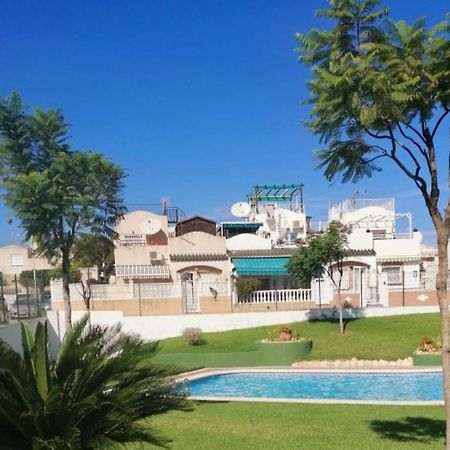 Apartament Casa Del Gato Rojo , Communal Swimming Pool , Terrace With Barbecue Torrevieja Exterior photo