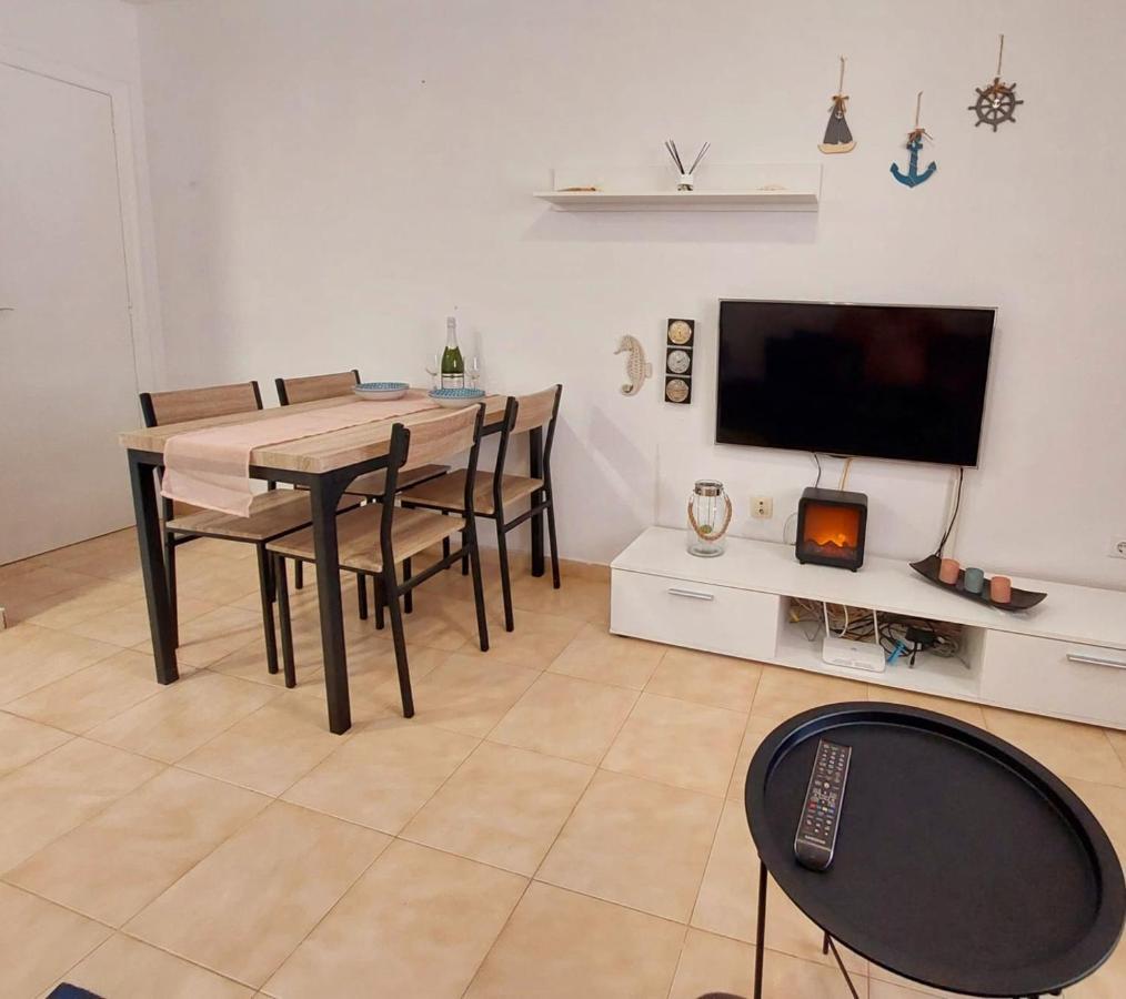 Apartament Casa Del Gato Rojo , Communal Swimming Pool , Terrace With Barbecue Torrevieja Exterior photo