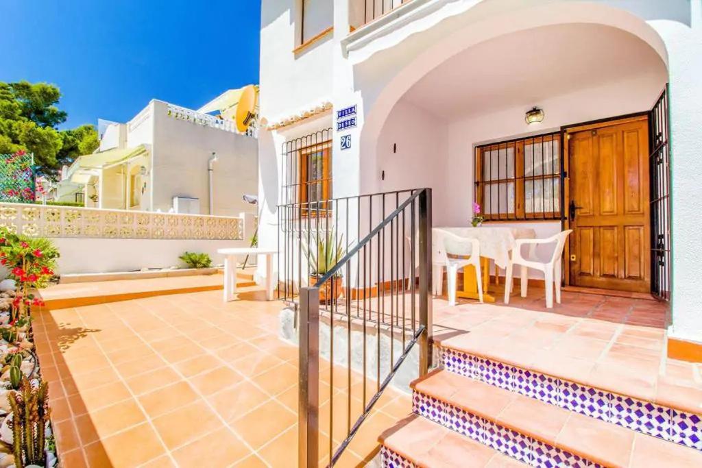 Apartament Casa Del Gato Rojo , Communal Swimming Pool , Terrace With Barbecue Torrevieja Exterior photo