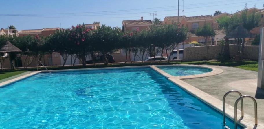Apartament Casa Del Gato Rojo , Communal Swimming Pool , Terrace With Barbecue Torrevieja Exterior photo