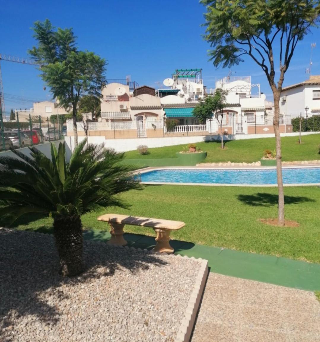 Apartament Casa Del Gato Rojo , Communal Swimming Pool , Terrace With Barbecue Torrevieja Exterior photo
